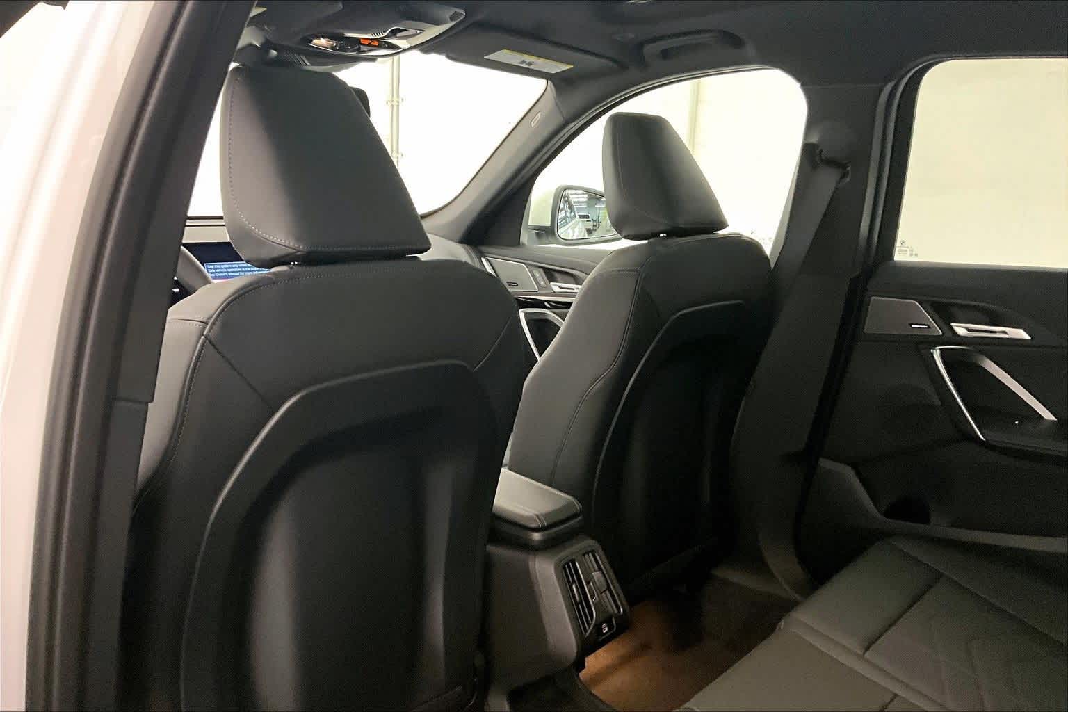 Thumbnail: 2026 BMW X1 - 12