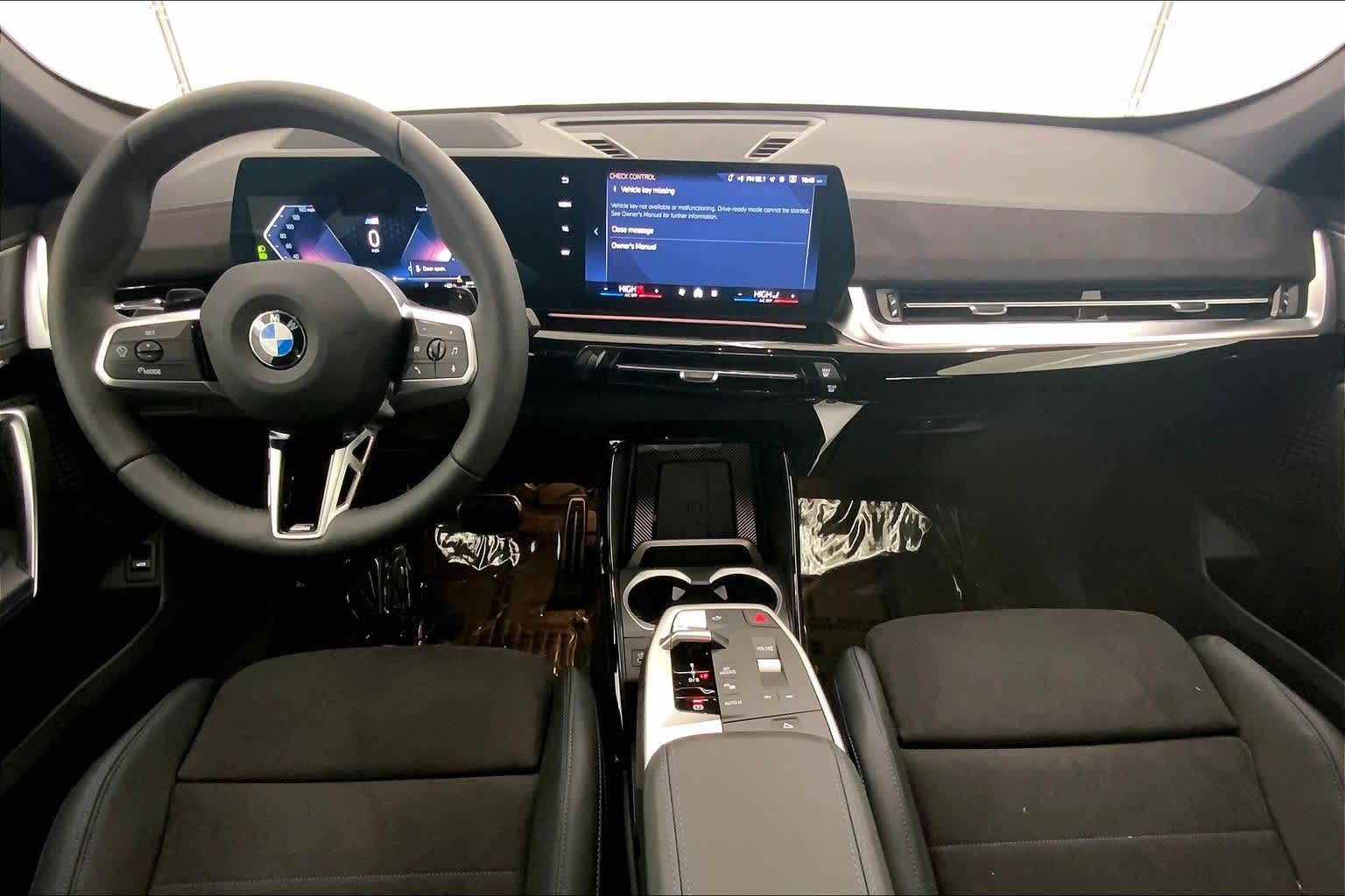 Thumbnail: 2026 BMW X1 - 10