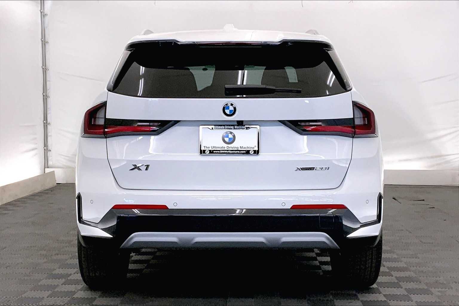 Thumbnail: 2025 BMW X1 - 5