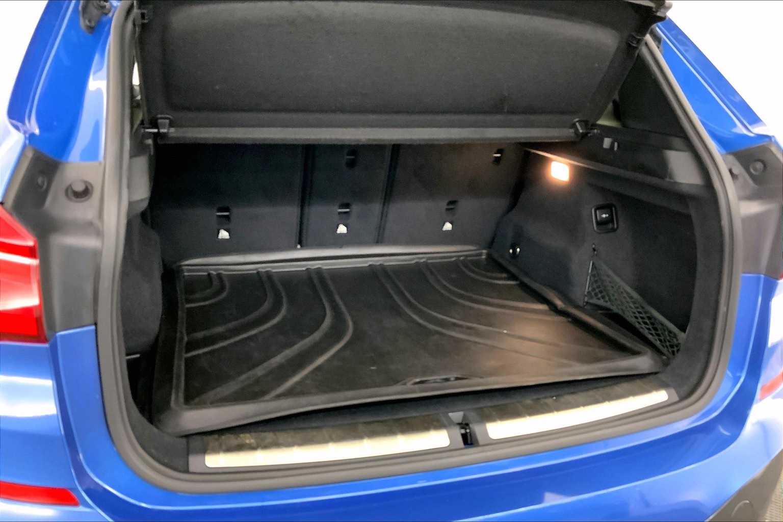 Thumbnail: 2018 BMW X1 - 18