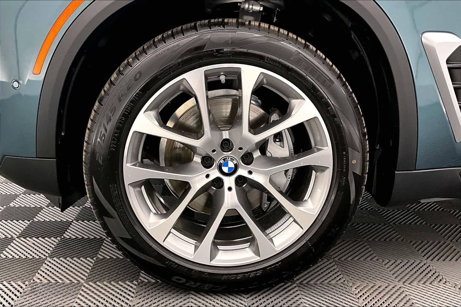 Thumbnail: 2026 BMW X5 - 8