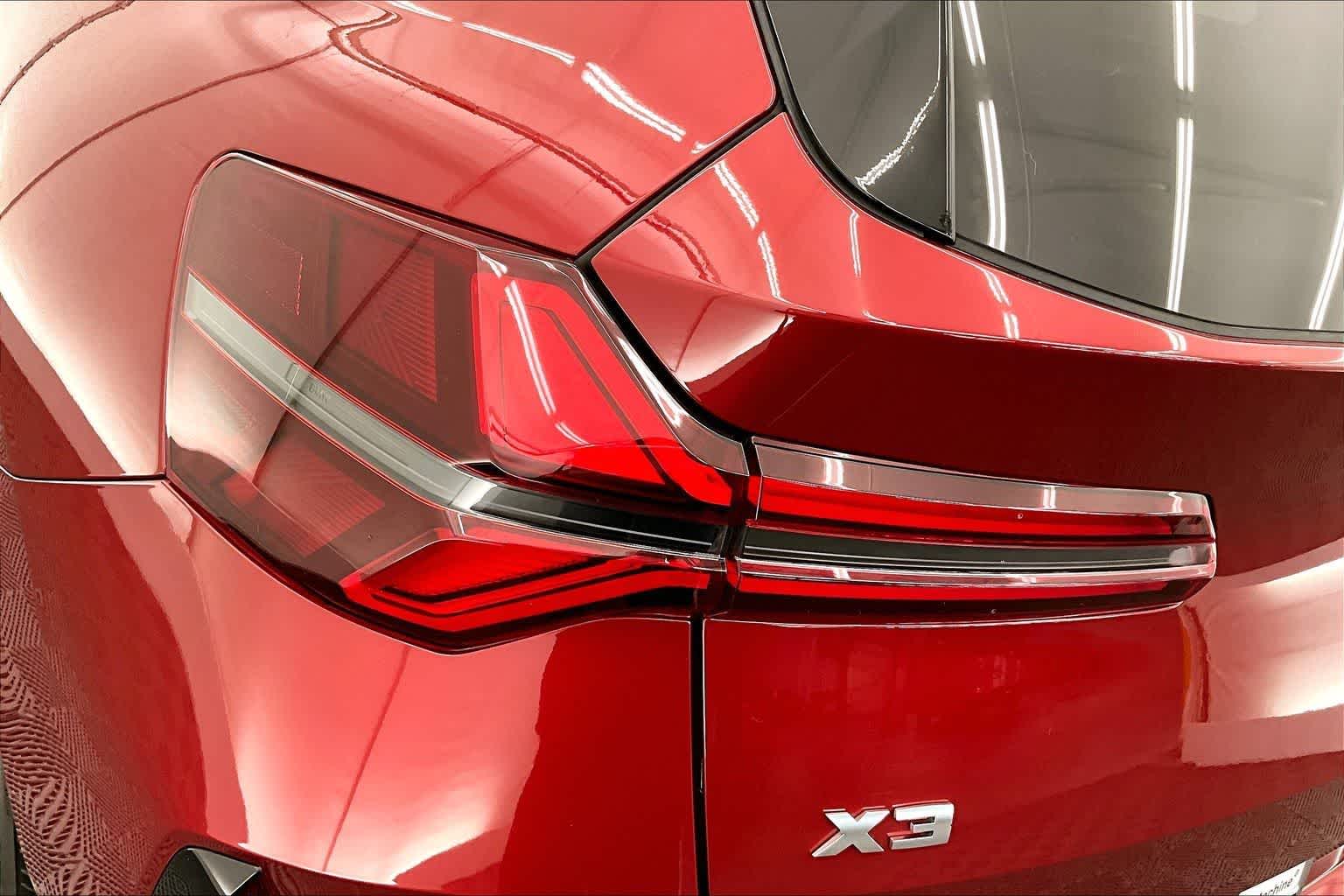 Thumbnail: 2025 BMW X3 - 32