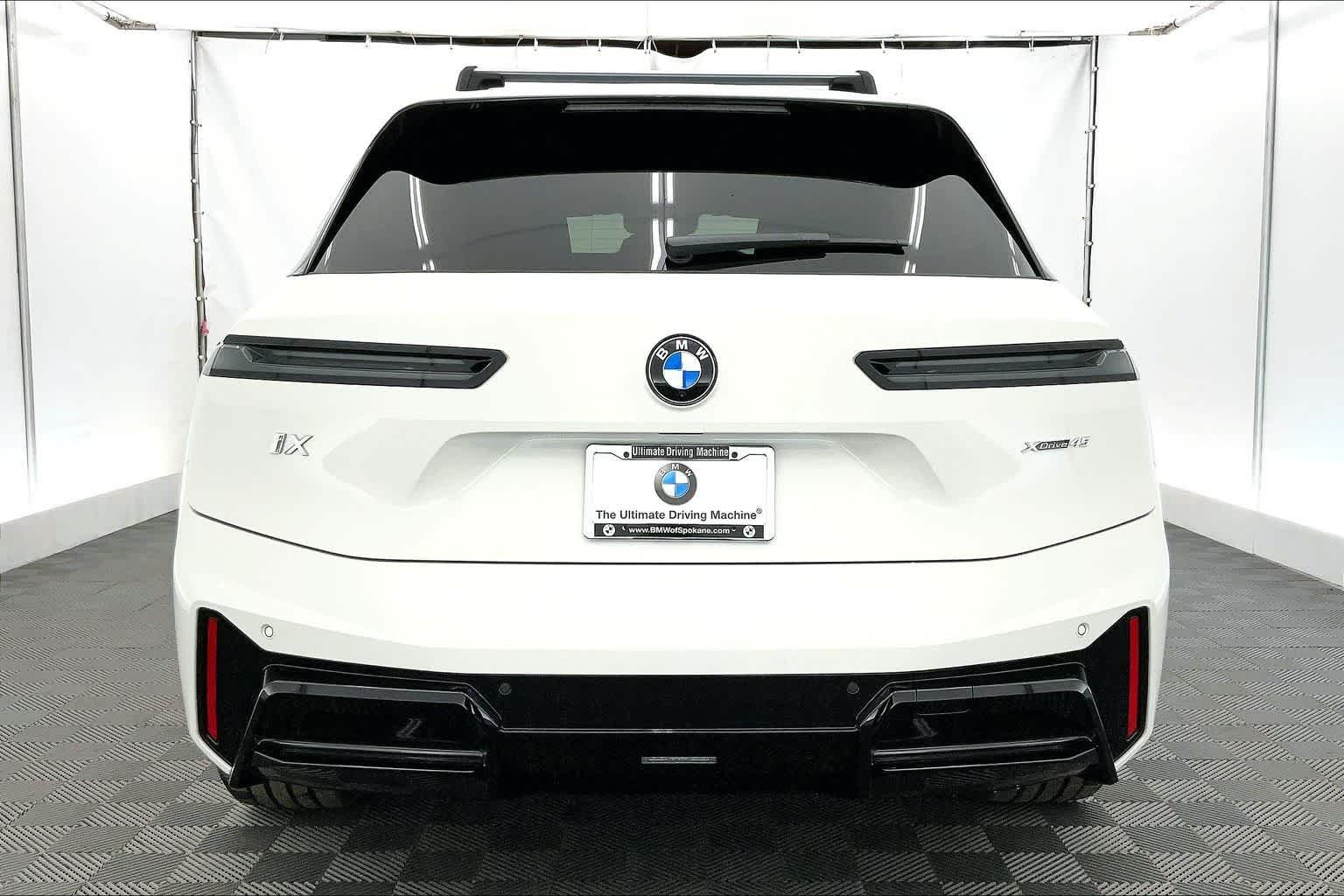 Thumbnail: 2026 BMW iX - 5