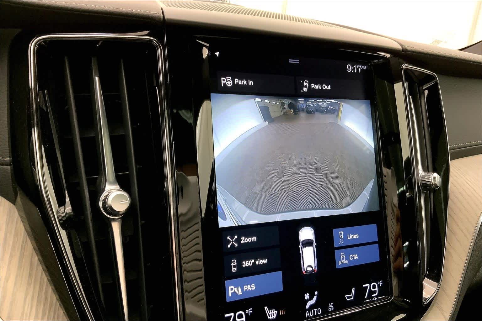 Thumbnail: 2020 Volvo XC60 - 26