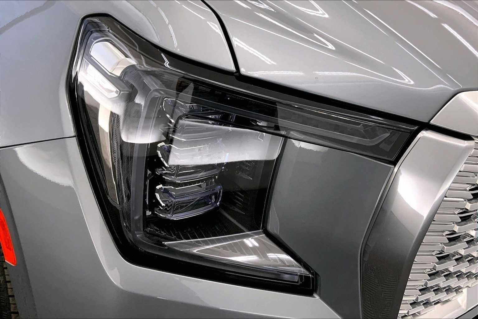 Thumbnail: 2024 GMC Yukon - 31