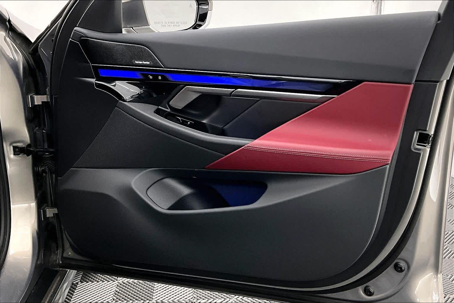 Thumbnail: 2026 BMW 5 Series - 28