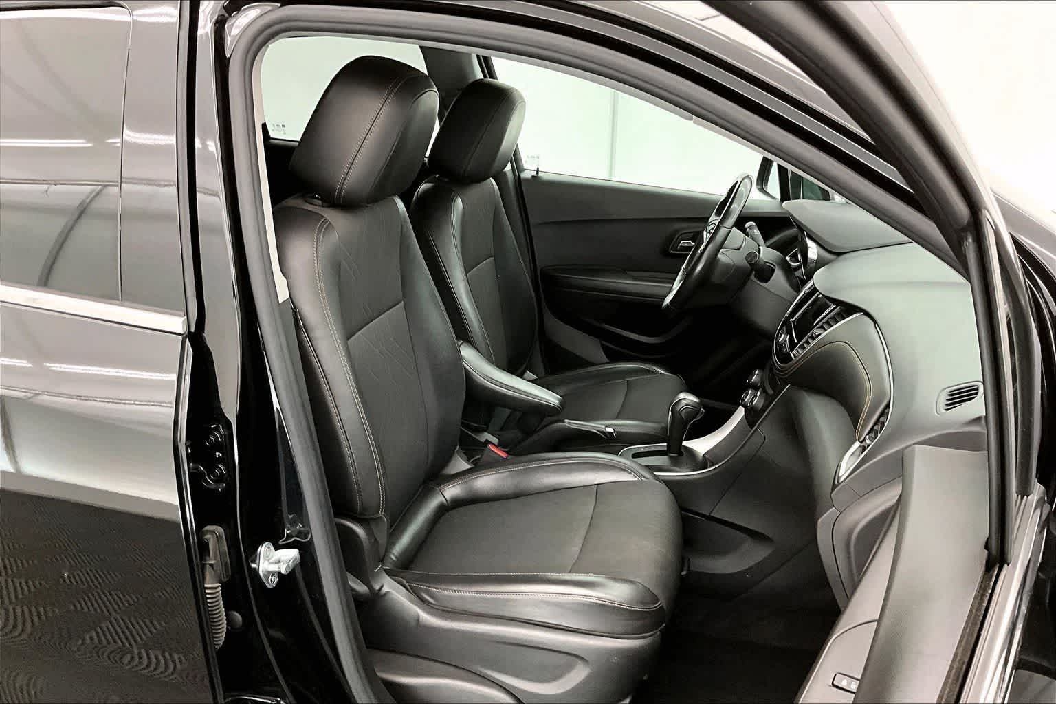 Thumbnail: 2020 Chevrolet Trax - 13