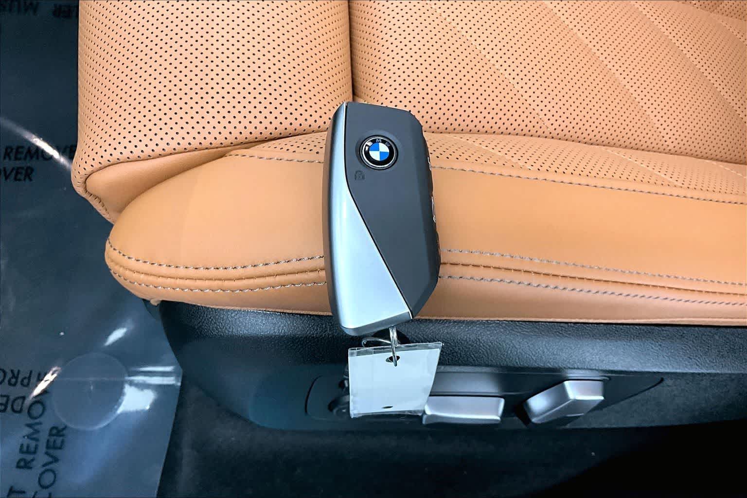 Thumbnail: 2026 BMW X5 - 20