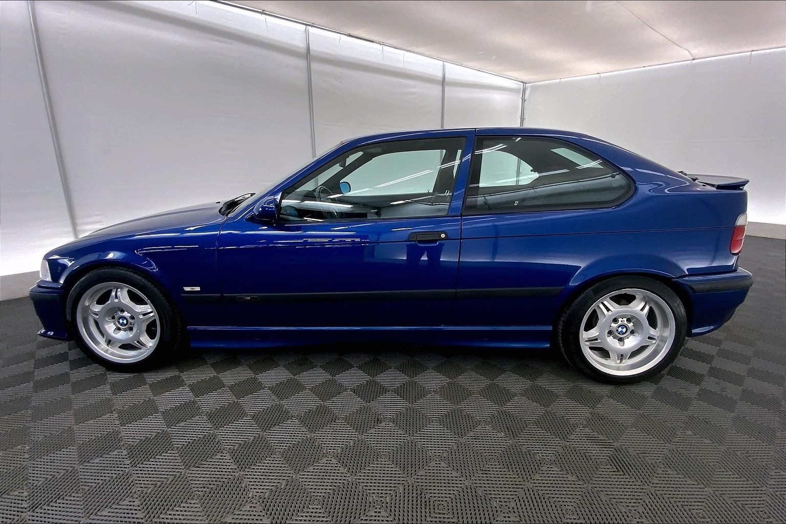 Thumbnail: 1999 BMW 3 Series - 3