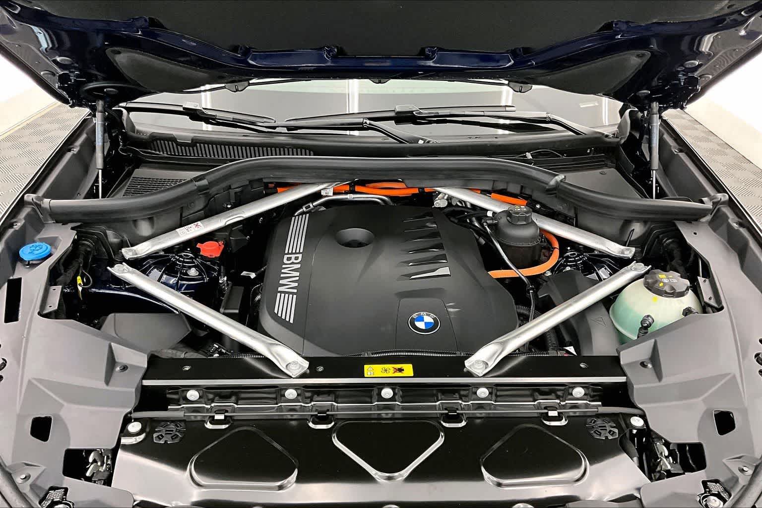 Thumbnail: 2026 BMW X5 - 9