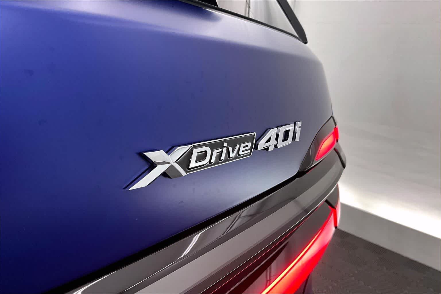 Thumbnail: 2026 BMW X7 - 7