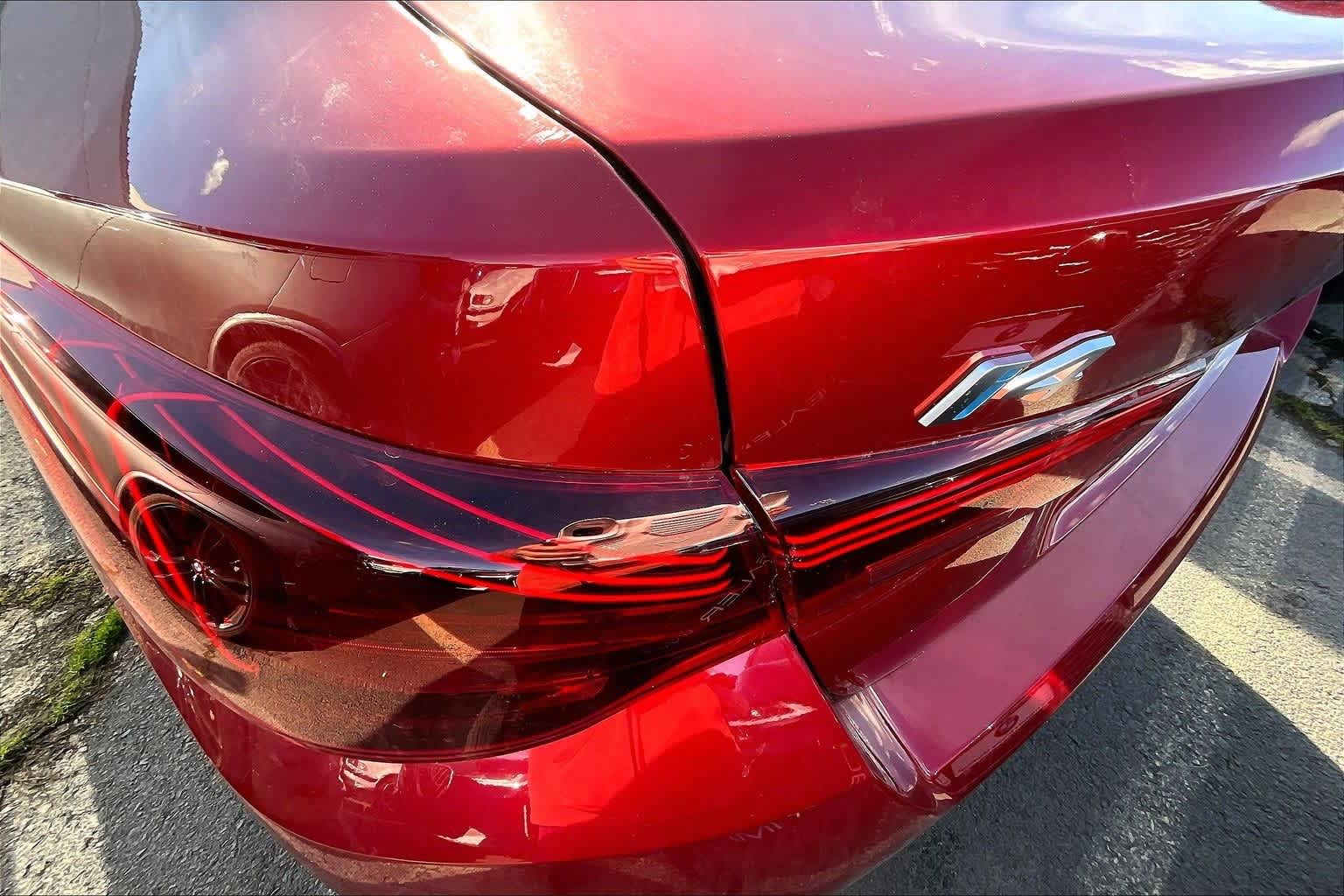 Thumbnail: 2025 BMW i4 - 15