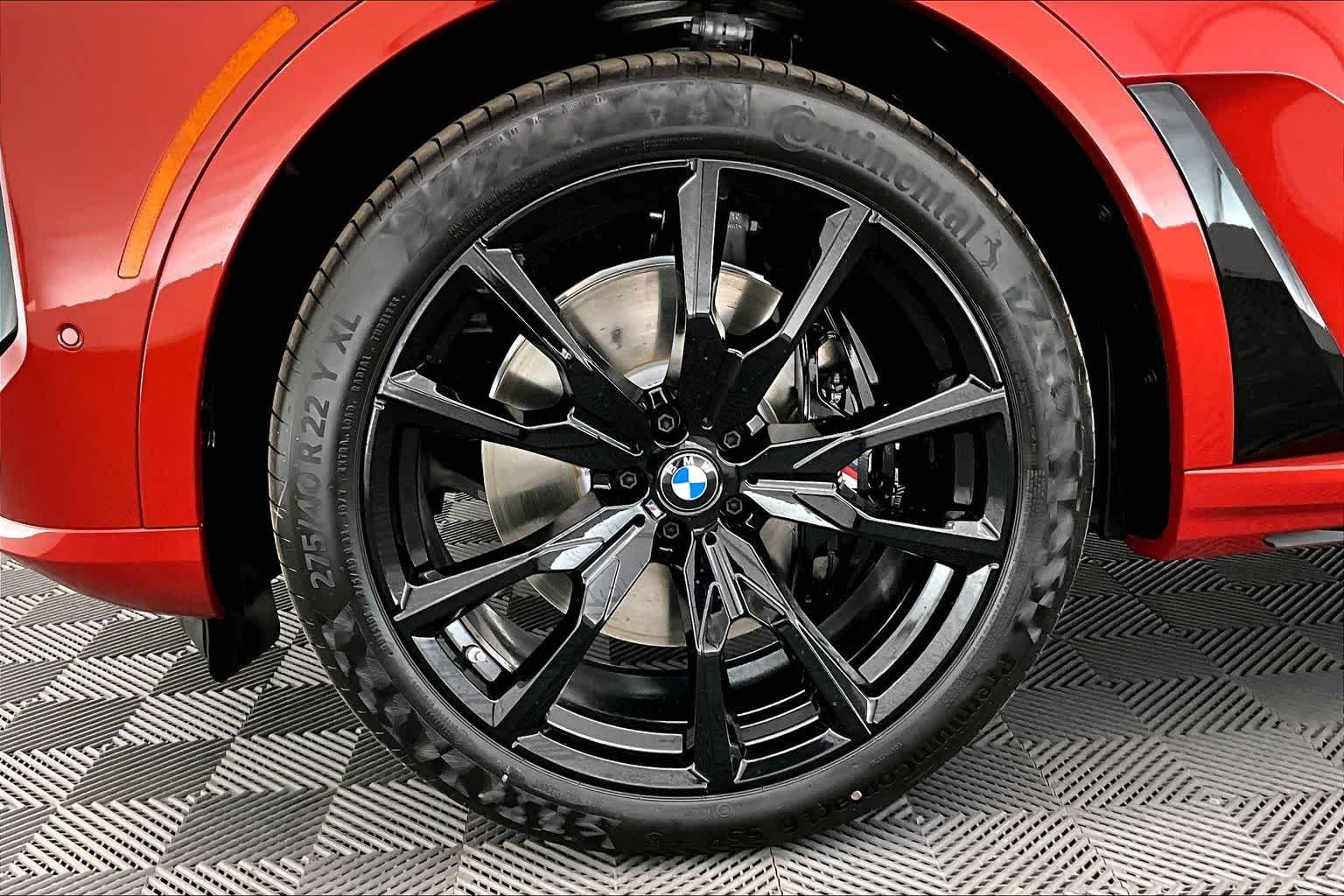 Thumbnail: 2026 BMW X7 - 8