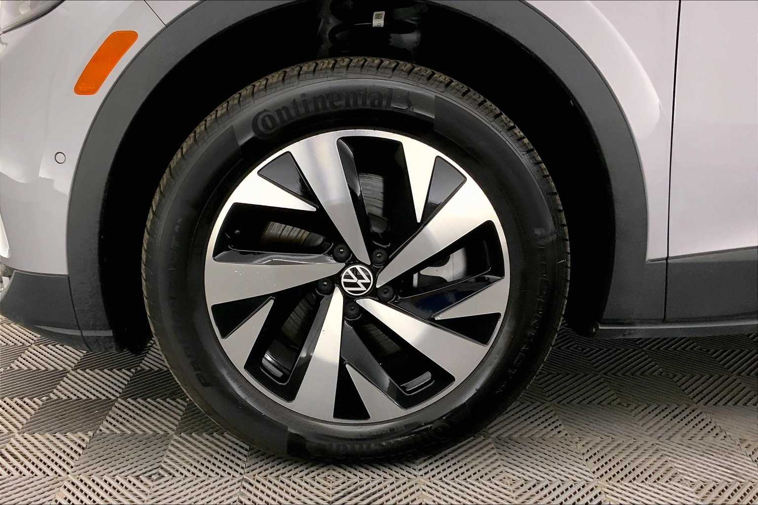 Thumbnail: 2023 Volkswagen ID.4 - 8
