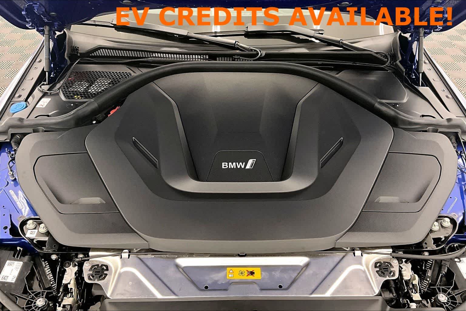 Thumbnail: 2025 BMW i4 - 9