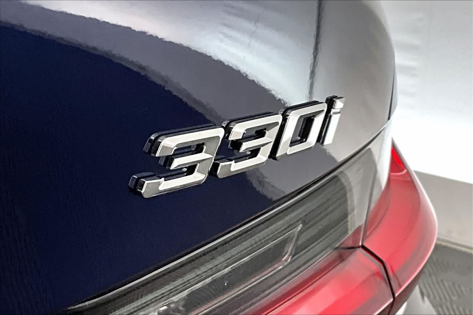 Thumbnail: 2026 BMW 3 Series - 7