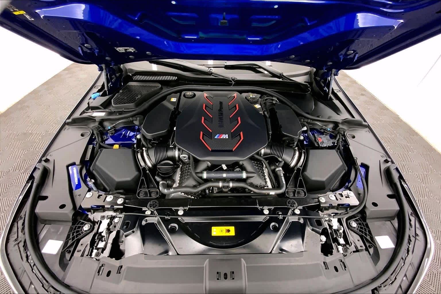 Thumbnail: 2025 BMW M5 - 9