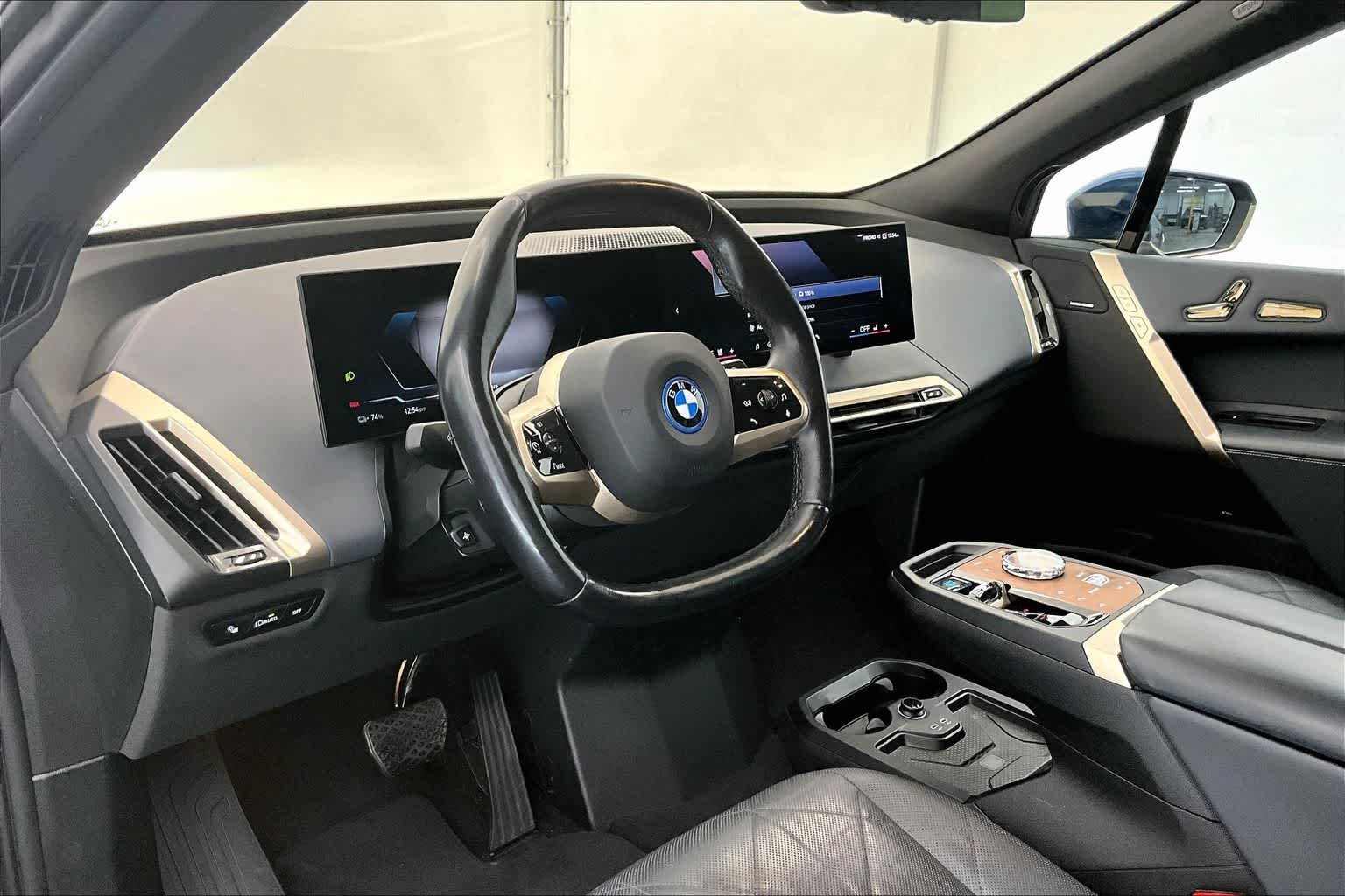 Thumbnail: 2024 BMW iX - 2