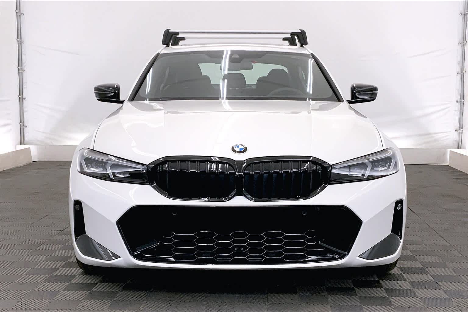 Thumbnail: 2025 BMW 3 Series - 6