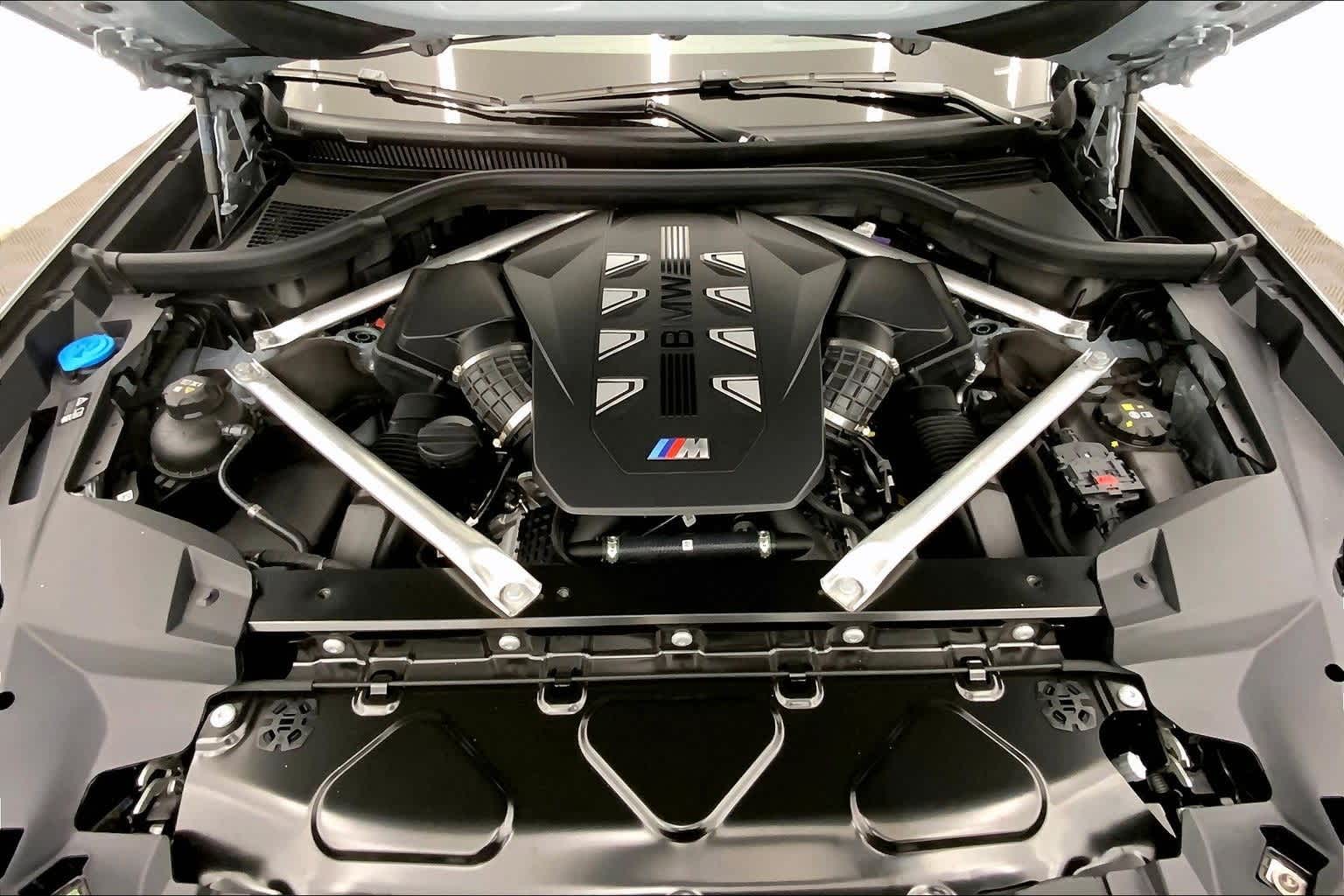 Thumbnail: 2026 BMW X7 - 9