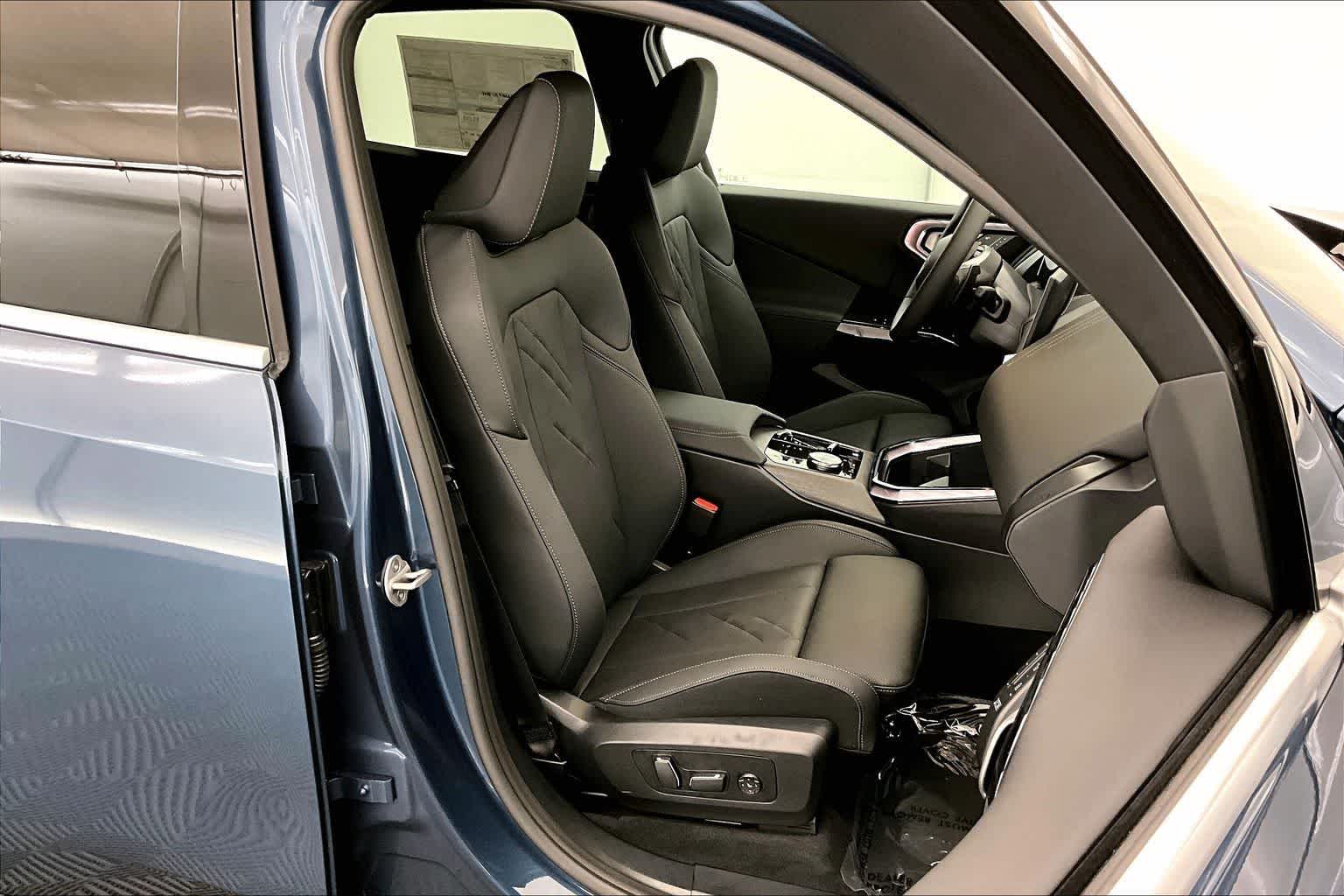 Thumbnail: 2026 BMW X3 - 14