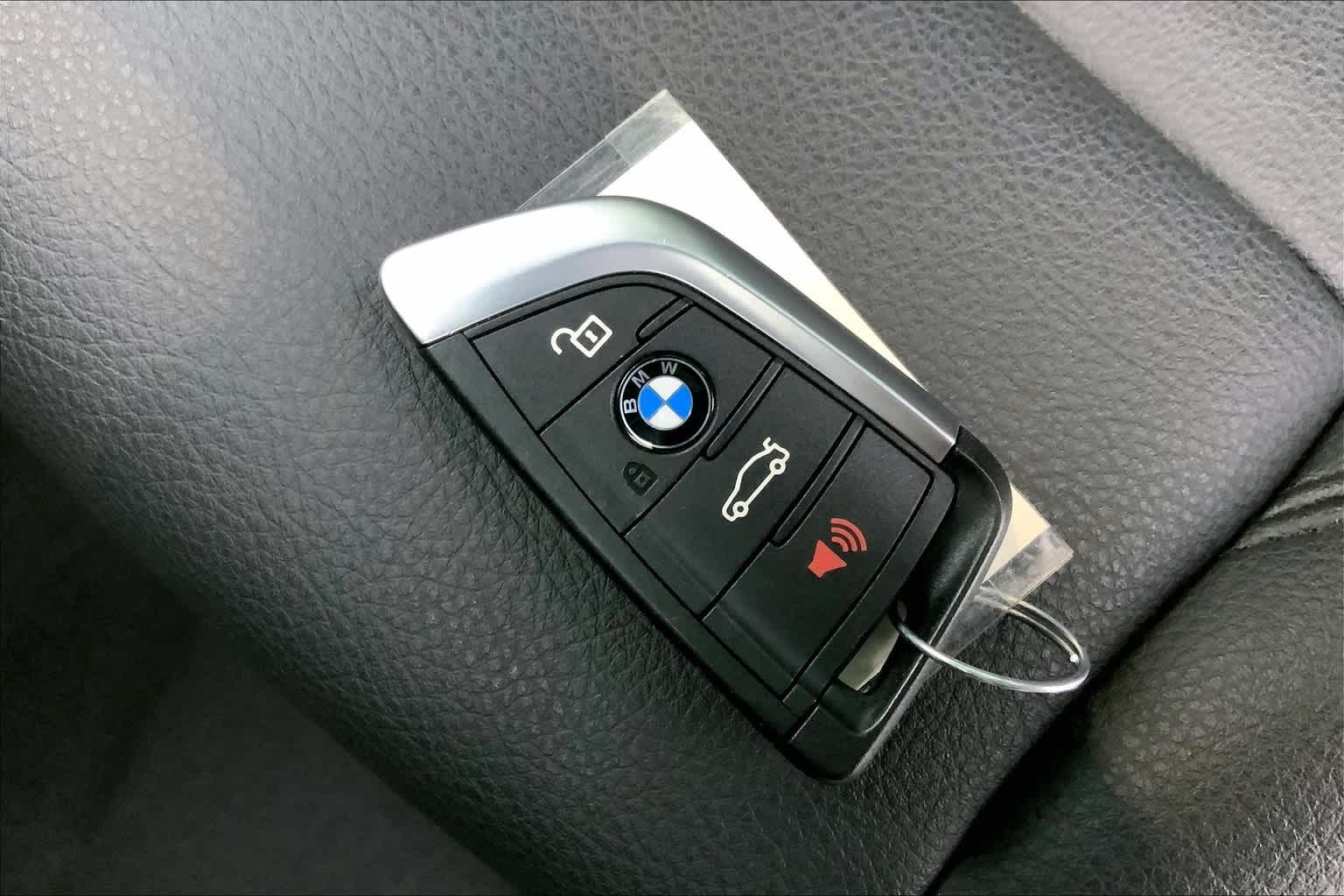 Thumbnail: 2021 BMW X1 - 16