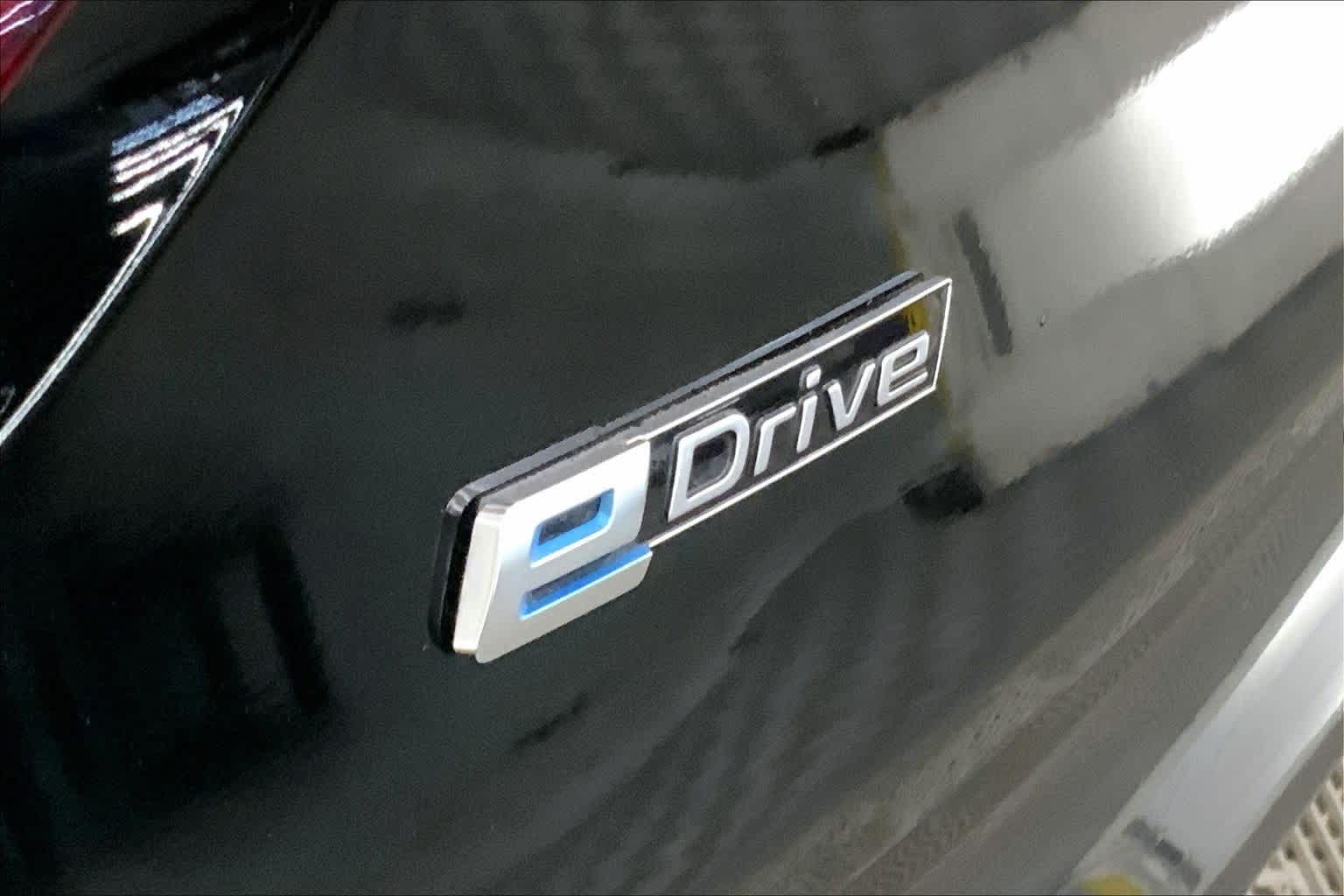 Thumbnail: 2019 BMW  - 7