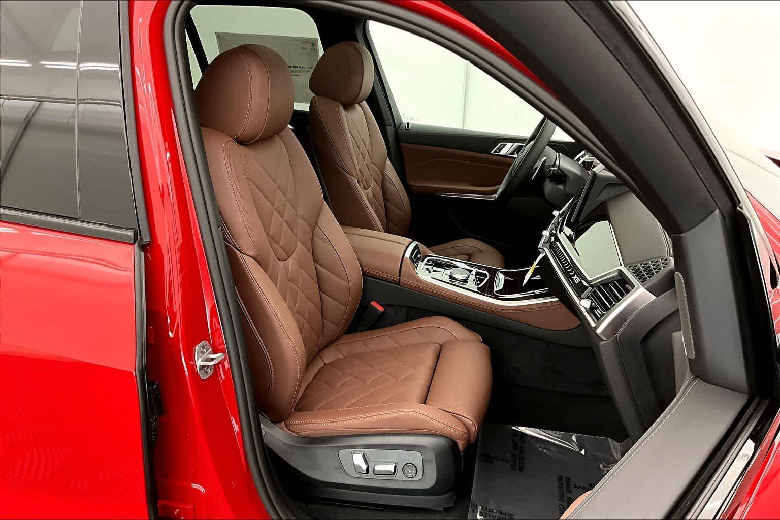 Thumbnail: 2026 BMW X5 - 14