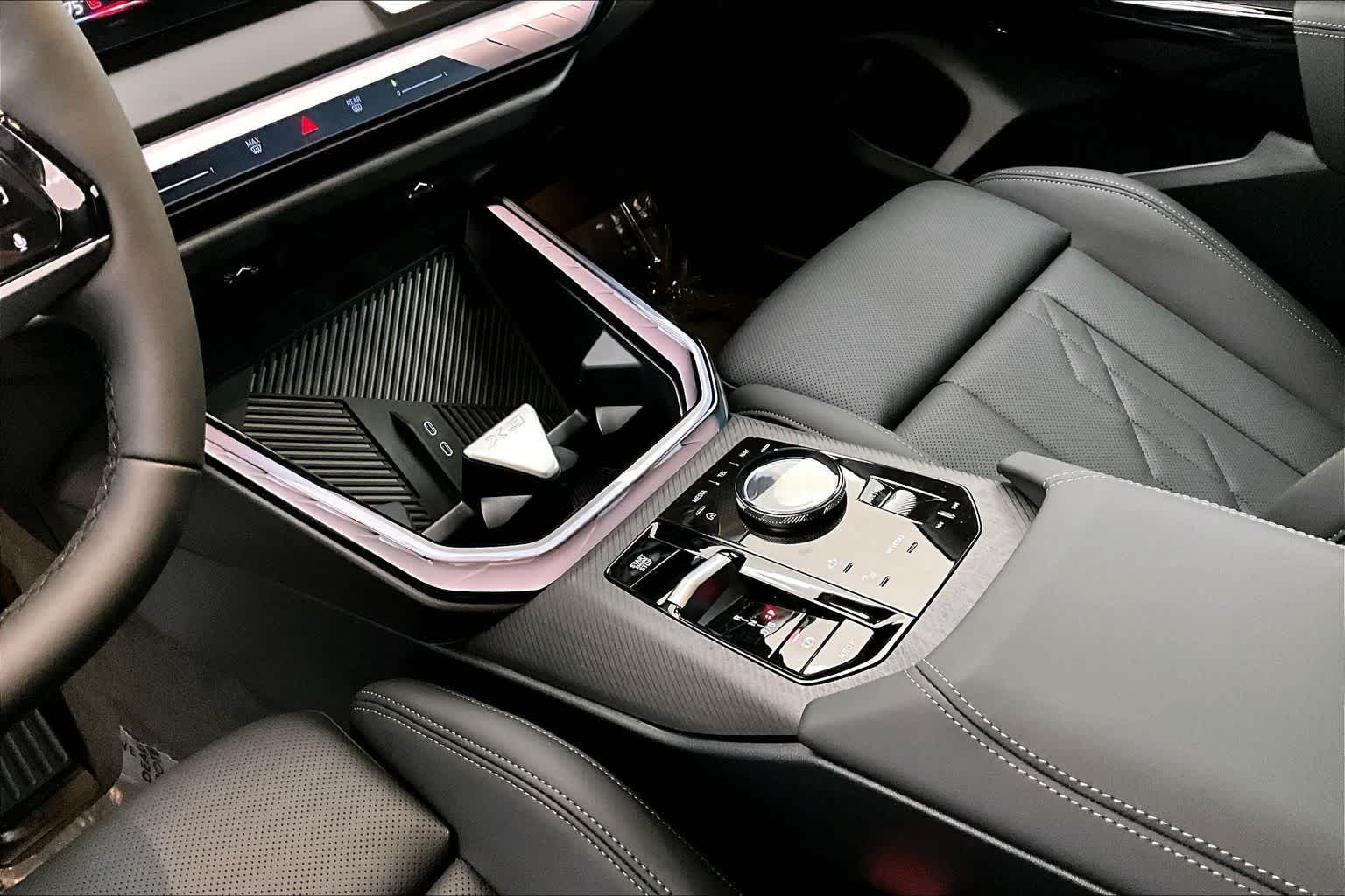 Thumbnail: 2026 BMW X3 - 17