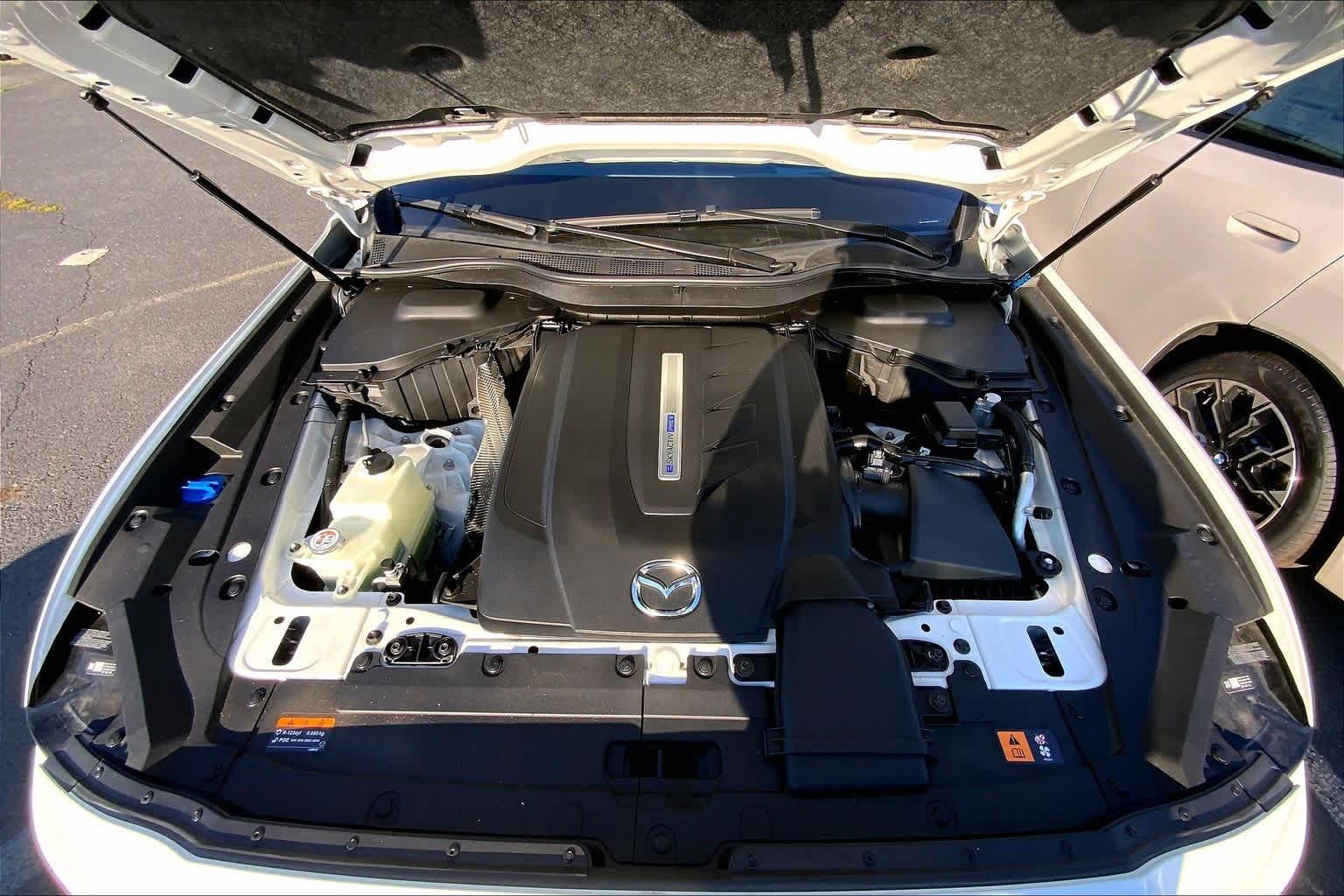 Thumbnail: 2025 Mazda CX-70 - 9