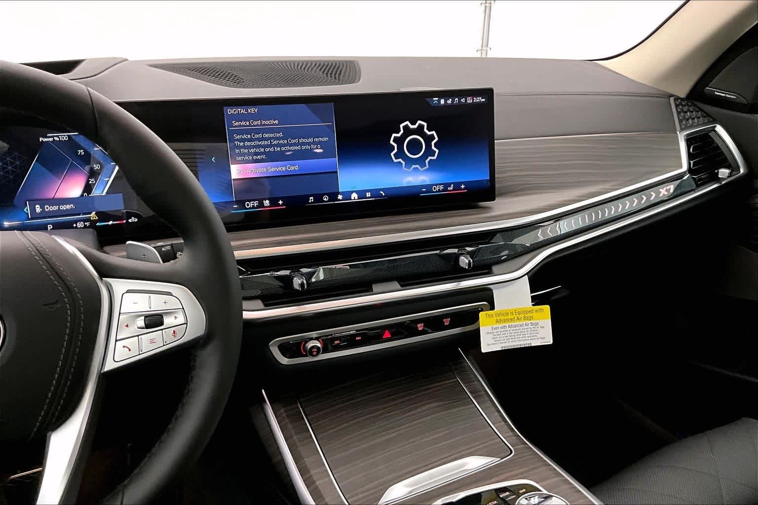 Thumbnail: 2026 BMW X7 - 16