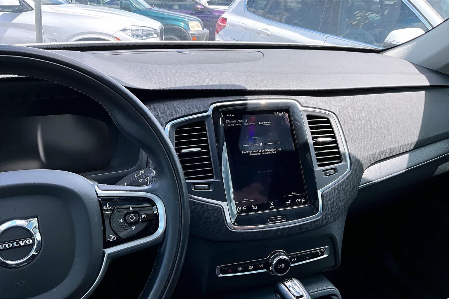Thumbnail: 2020 Volvo XC90 - 16
