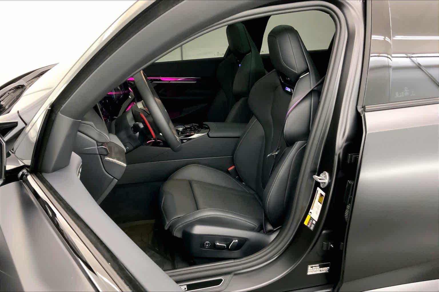 Thumbnail: 2026 BMW M5 - 11