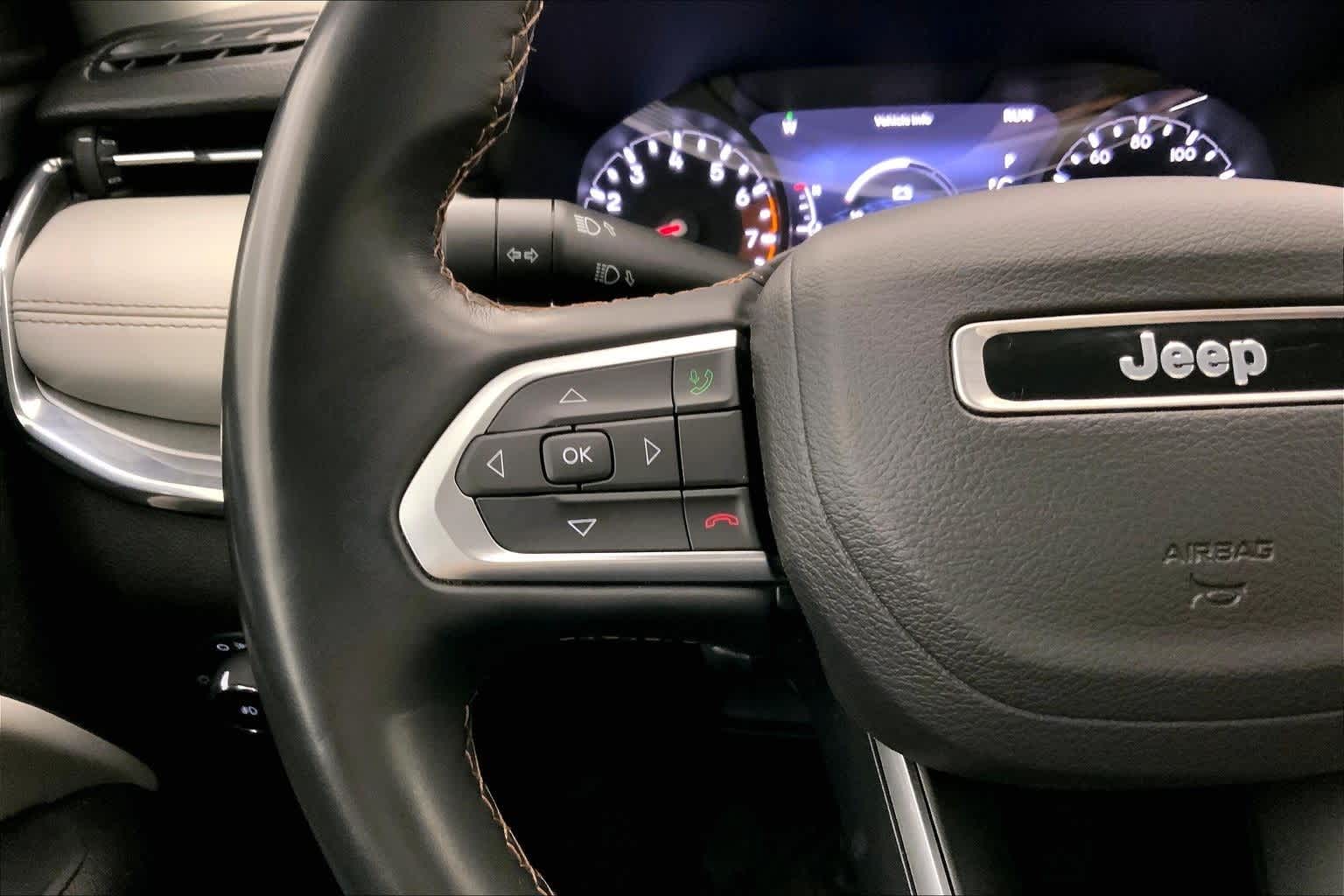 Thumbnail: 2022 Jeep Compass - 24