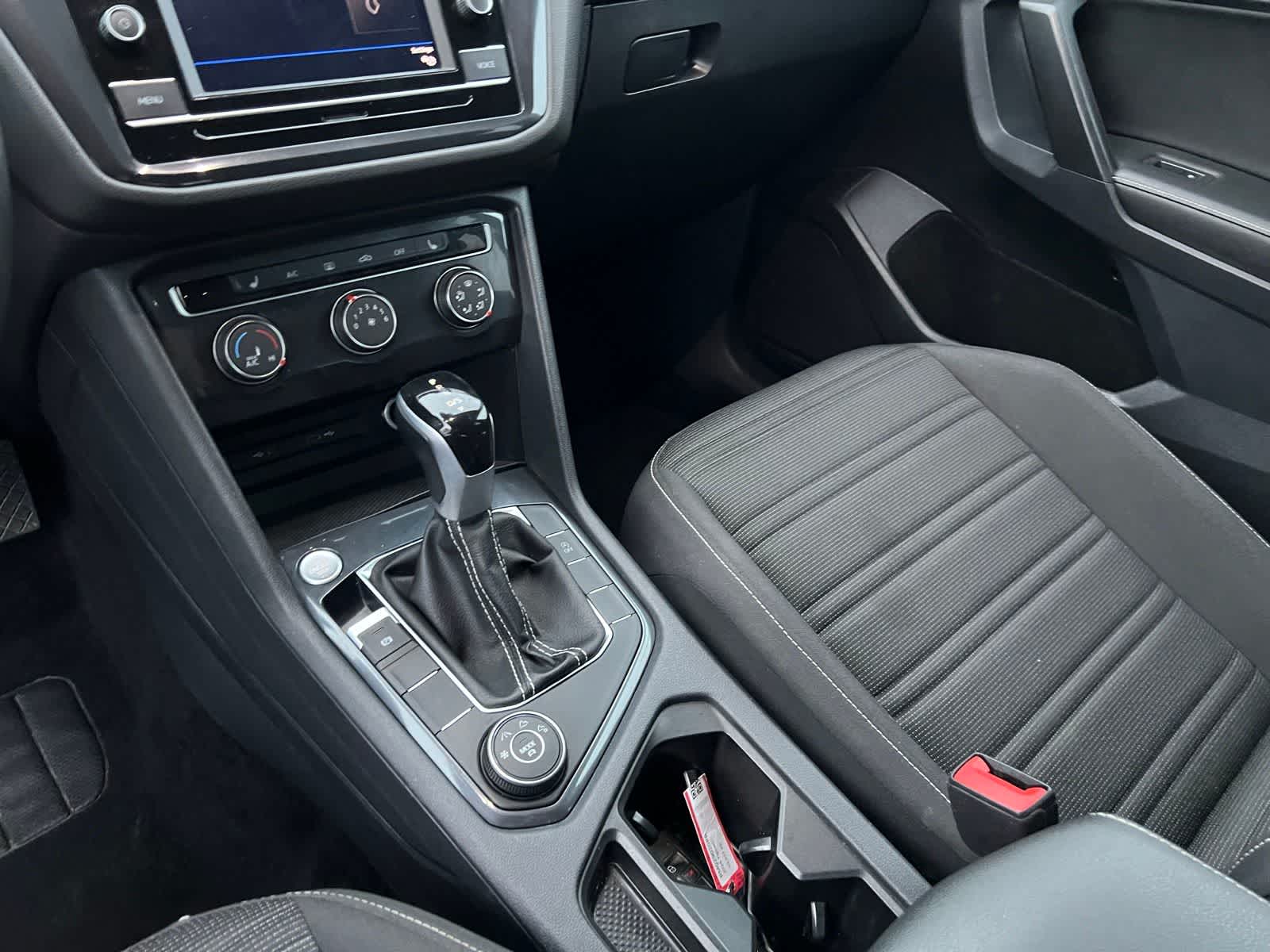 Thumbnail: 2024 Volkswagen Tiguan - 35