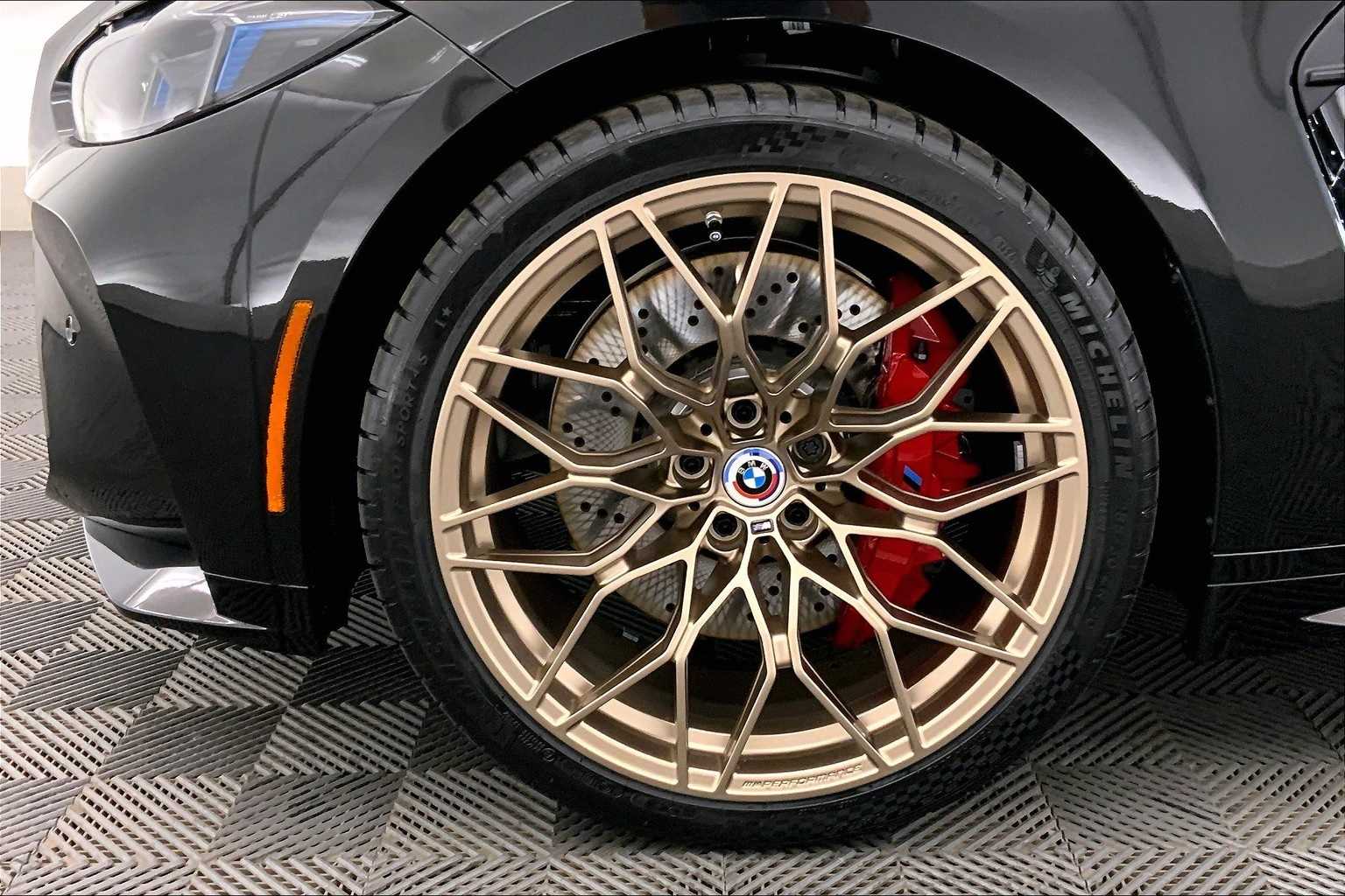 Thumbnail: 2026 BMW M4 - 8