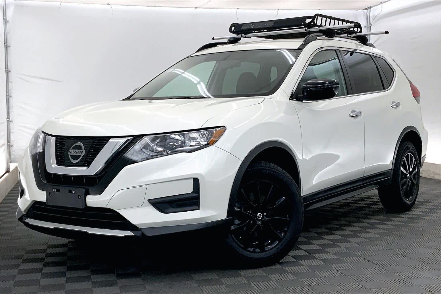 Thumbnail: 2017 Nissan Rogue - 1