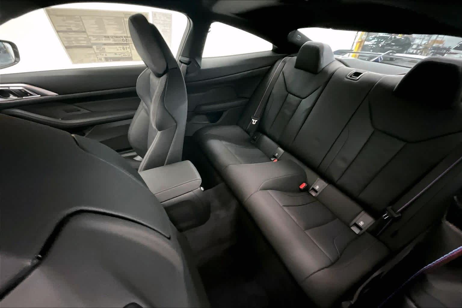 Thumbnail: 2026 BMW M4 - 12