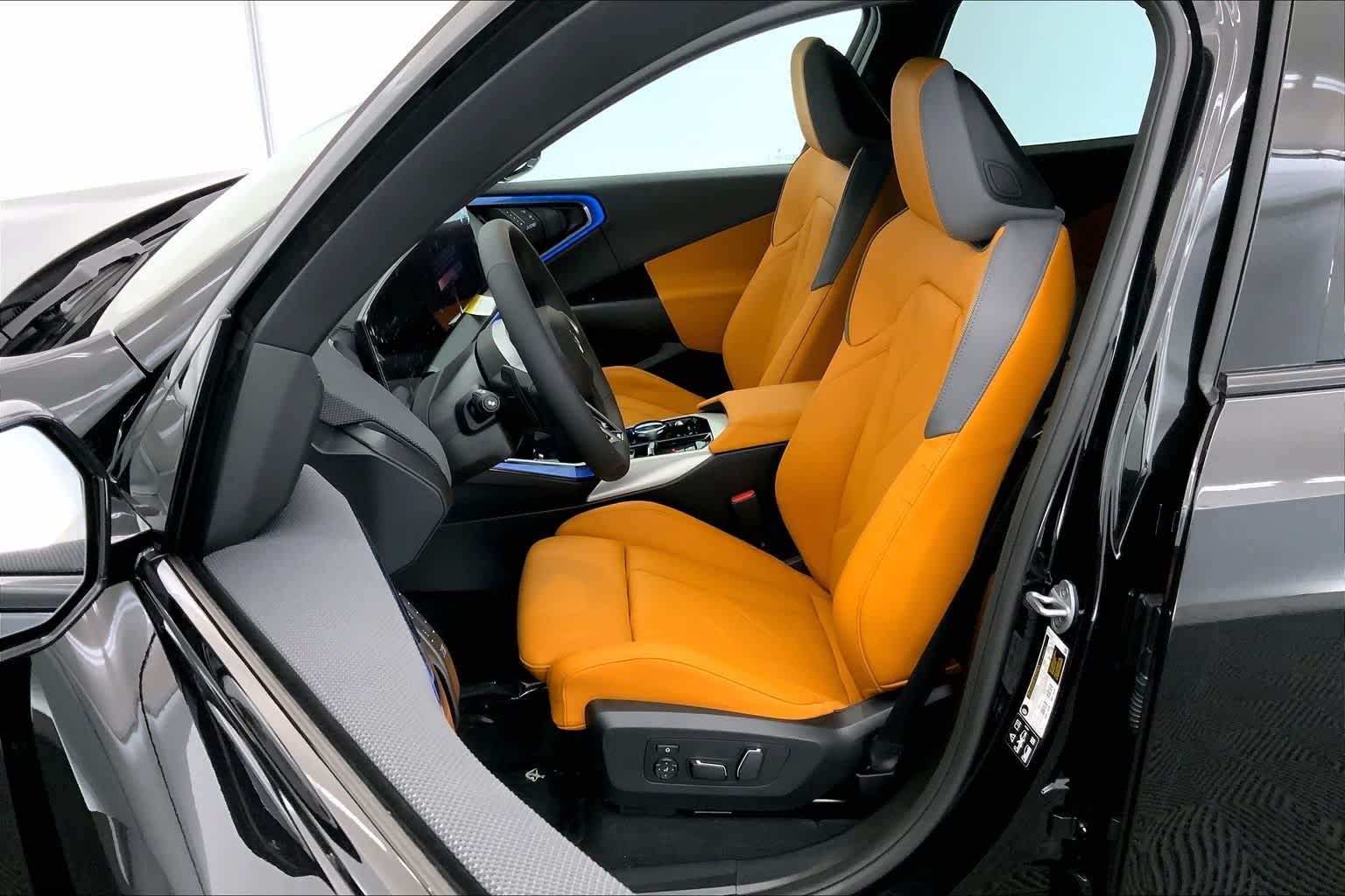 Thumbnail: 2025 BMW X3 - 11