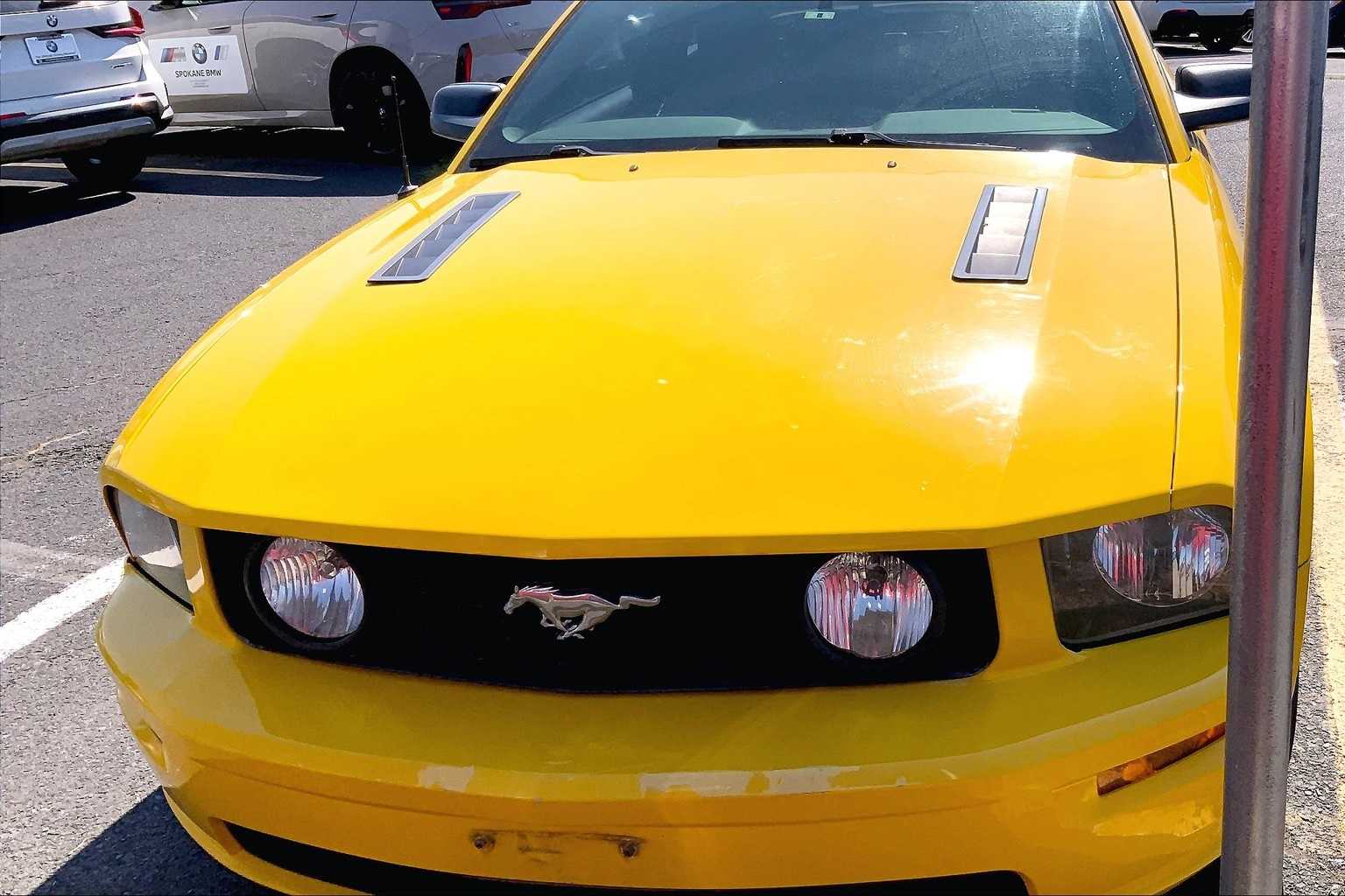 Thumbnail: 2005 Ford Mustang - 6