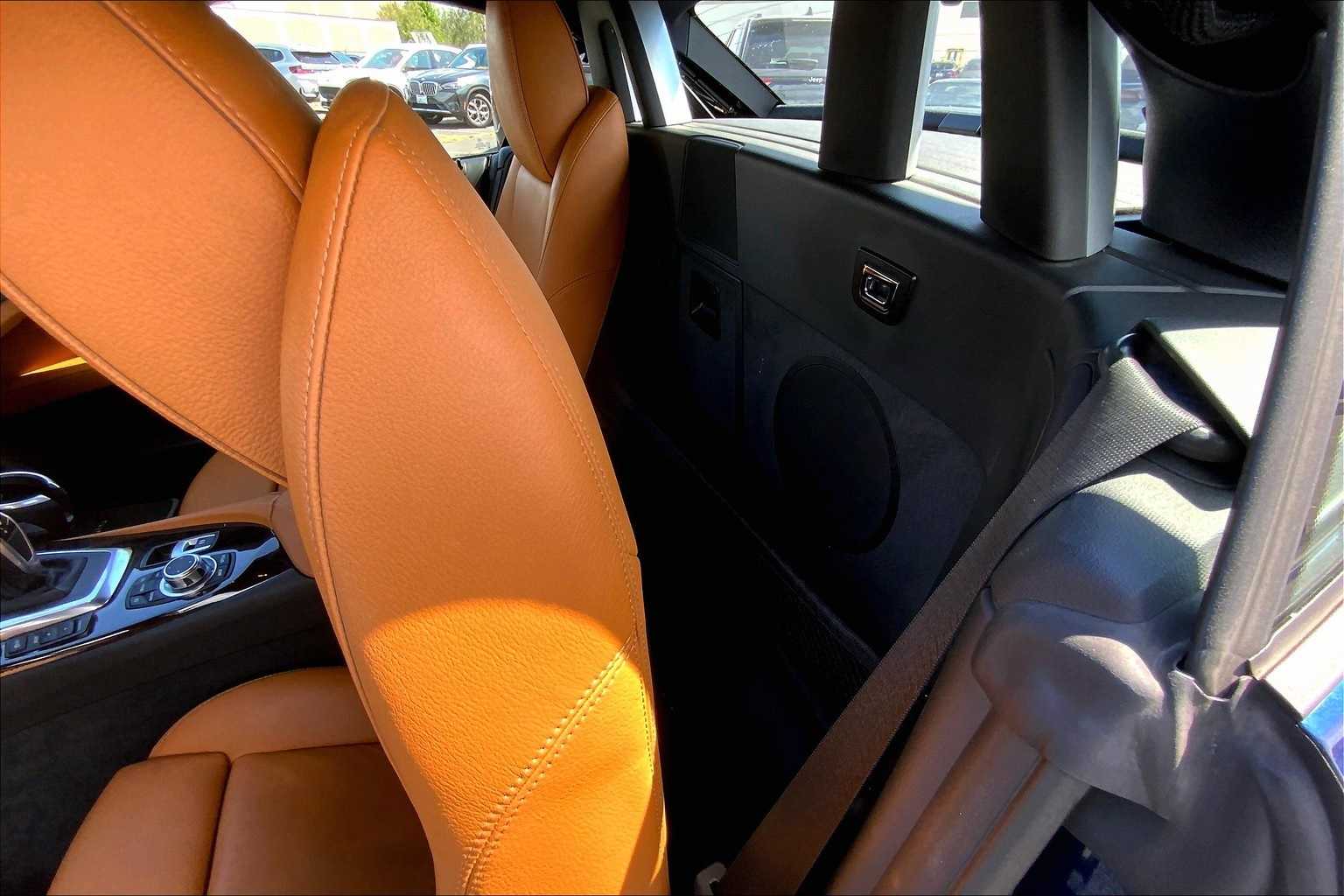 Thumbnail: 2011 BMW Z4 - 12