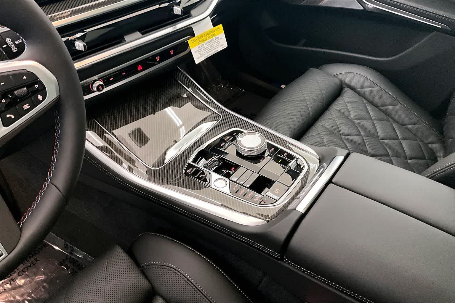 Thumbnail: 2026 BMW X5 - 17