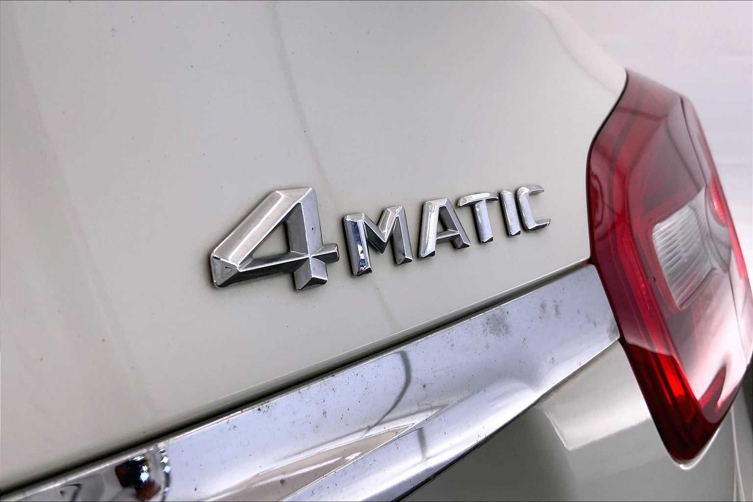 Thumbnail: 2015 Mercedes-Benz GLA - 7