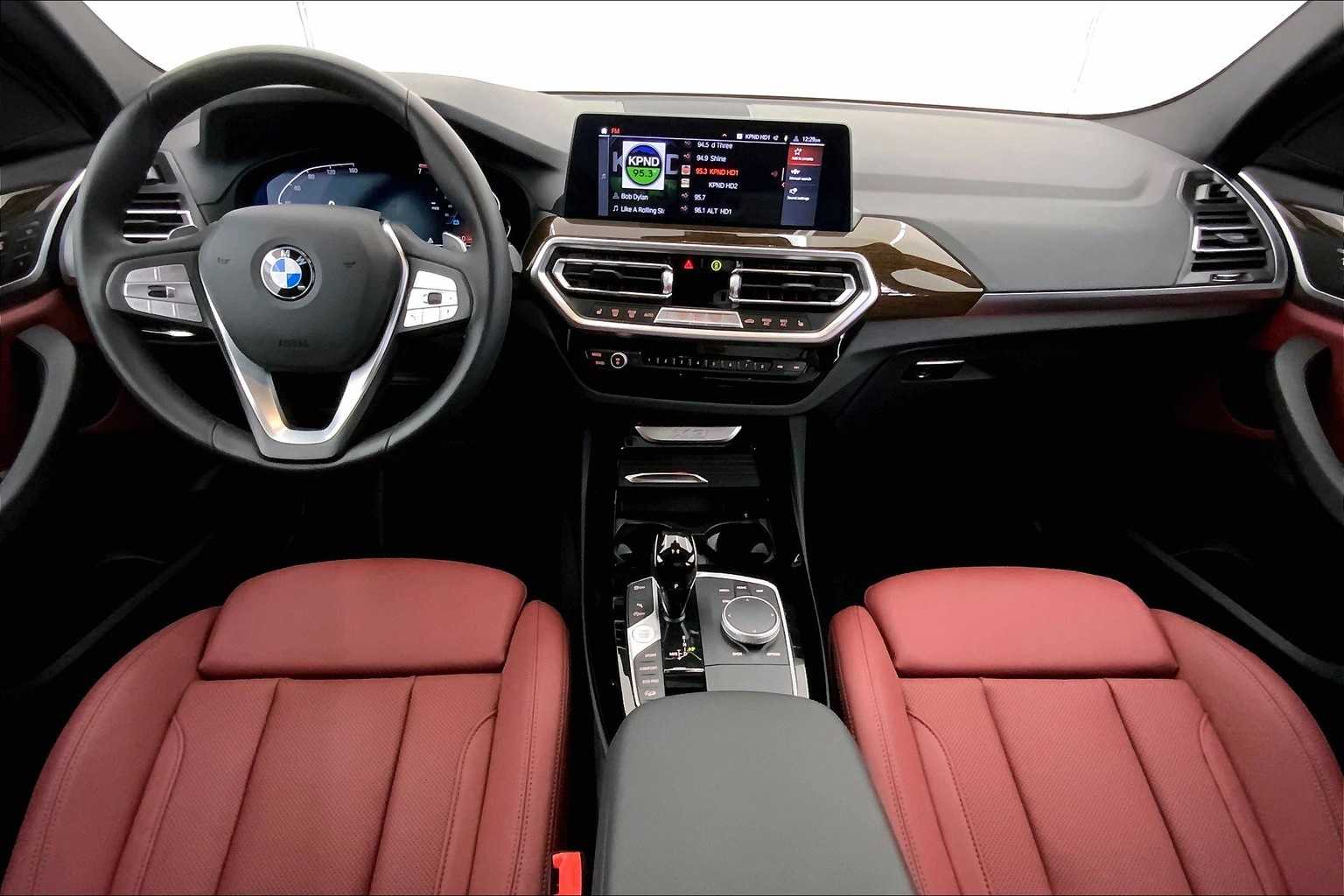 Thumbnail: 2024 BMW X3 - 10