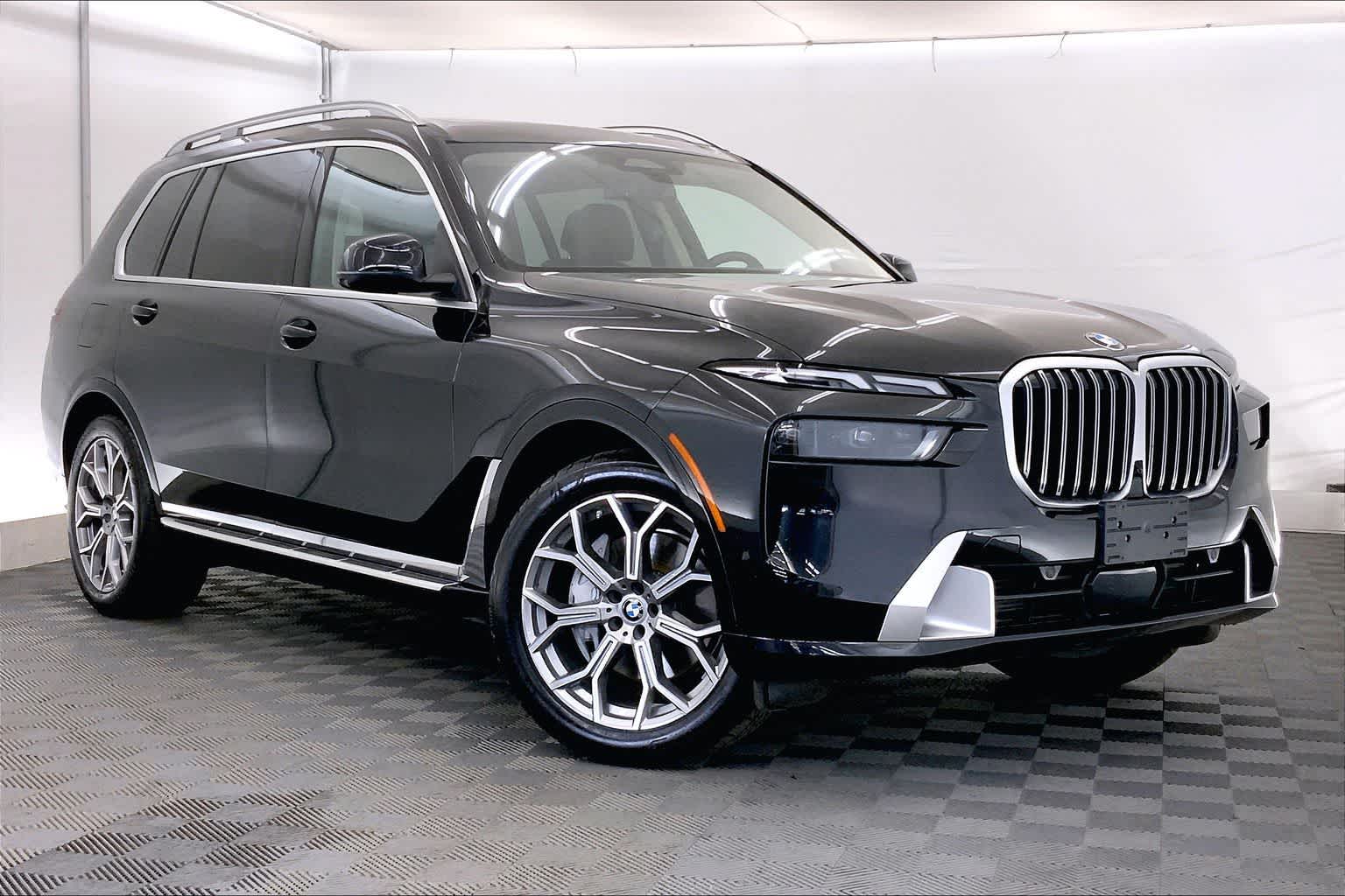 Thumbnail: 2024 BMW X7 - 21