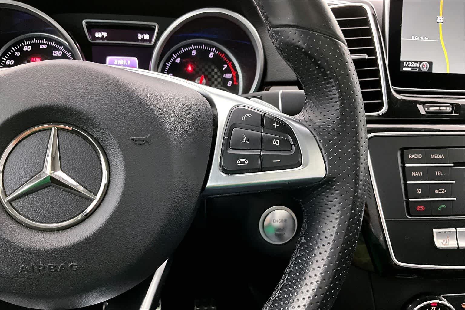 Thumbnail: 2016 Mercedes-Benz GLE - 25