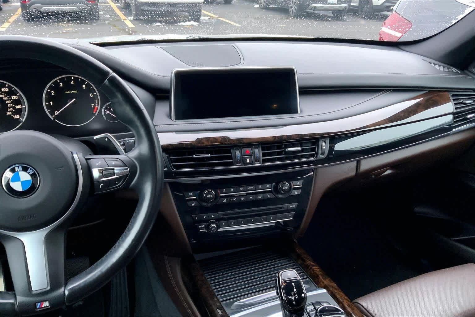 Thumbnail: 2016 BMW X5 - 16