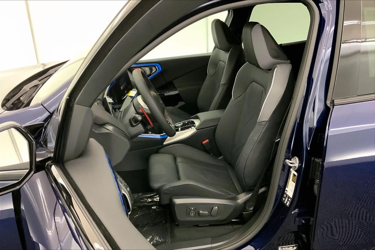 Thumbnail: 2026 BMW X3 - 11