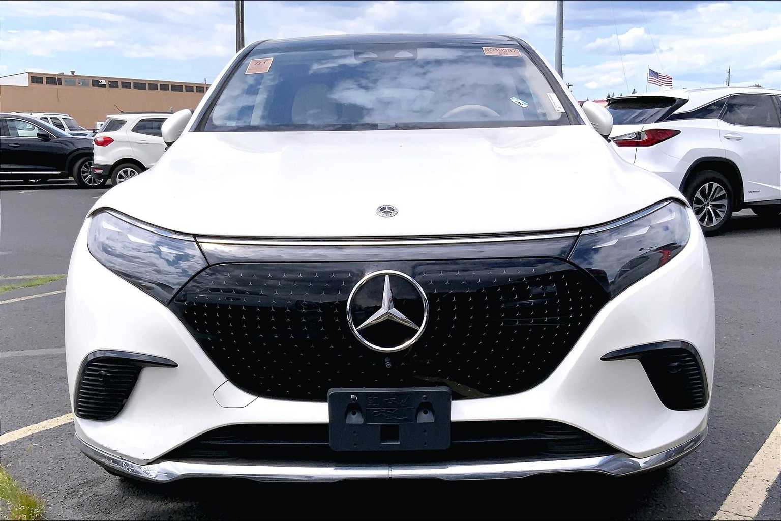Thumbnail: 2023 Mercedes-Benz EQS - 6