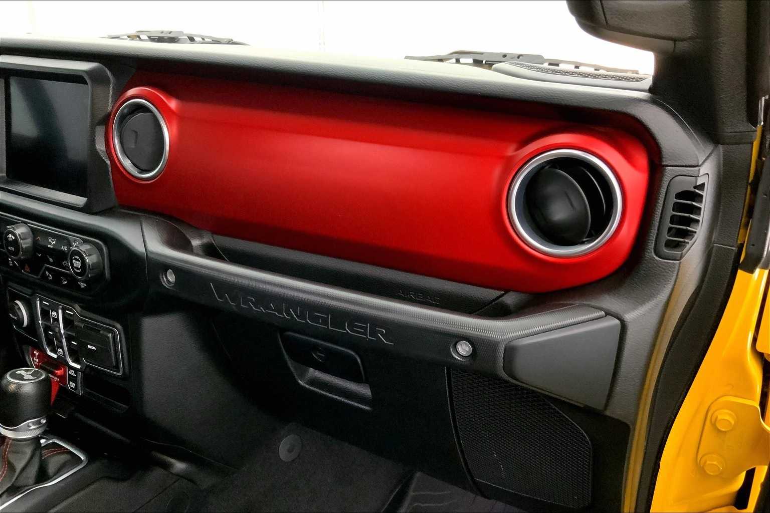 Thumbnail: 2021 Jeep Wrangler - 23